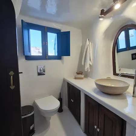 Kristy Cave House Villa *