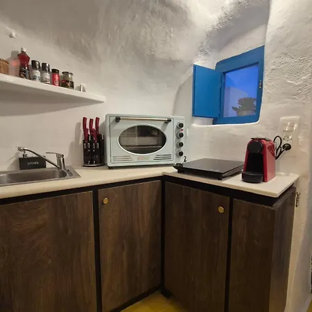 Kristy Cave House