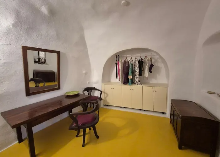 Kristy Cave House Villa Oia (Santorini)